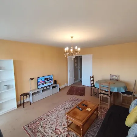 Le Grand Calme T4 Lumineux De 90 M2 Et Proche Gare Appartement *